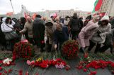  В Минске возложили цветы к памятнику Ленину 