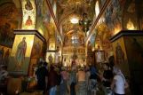 Опрос: 74% украинцев считают себя православными