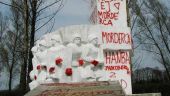 МИД России: в Польше продолжается "война с памятниками"