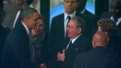 Президент США обменялся рукопожатием с лидером Кубы на панихиде по Нельсону Манделе