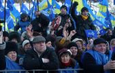 Сторонники украинской власти возобновляют акции в центре Киева 