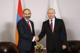 Владимир Путин встретился с Премьер-министром Армении