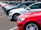 Объем продаж легковых автомобилей в РФ в 2013 году снизился до 69 млрд долларов