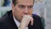 Медведев проведет заседание правкомиссии по внедрению электронных документов и госуслуг