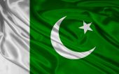 Премьер-министр Пакистана потребовал от талибов безоговорочного прекращения огня