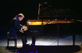 Дмитрий Медведев поздравил с 60-летним юбилеем пианиста Юрия Розума