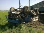 На Украине электричка столкнулась с грузовиком