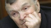 Писатель-фронтовик Юрий Бондарев отмечает 90-летие