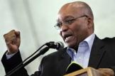 Президент ЮАР впервые отреагировал на обвинения общественного защитника Тули Мадонселы