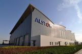 General Electric и Siemens борются за активы Alstom