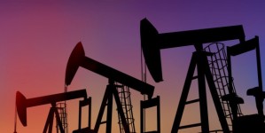 Нефть дорожает на 5%