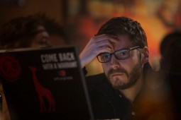 Forbes назвал фильм об Ассанже разочарованием года