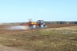 Подготовка почв под яровой сев в Белоруссии перевалила экватор