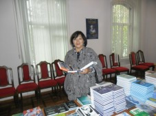 Известная в Кыргызстане писательница победила в конкурсе