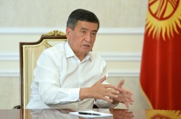Президент Кыргызстана дал очередное интеврью "Биринчи радио"