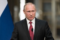 Владимир Путин поздравил с Днем дипломатического работника