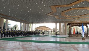 Садыр Жапаров начал государственный визит в Ташкент