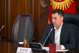 Президент Кыргызстана обратился к нации по случаю голосования на референдуме