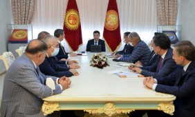 Президент Садыр Жапаров принял президента Союза палат и товарных бирж Турции