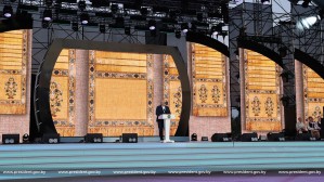 Александр Лукашенко: праздник в Александрии дарит не только радость встречи с родными