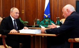 Владимир Путин встретился с главой "Ростеха" Чемезовым