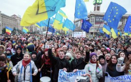 Политики и общественные деятели Украины призвали не допустить разрастания кризиса в стране