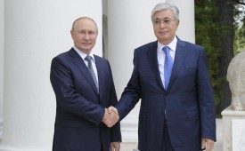 Владимир Путин провел телефонный разговор с коллегой из Казахстана