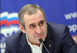 Неверов: законодательные решения по вхождению Крыма в РФ будут приняты в кратчайшие сроки