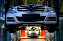 Daimler ищет в России партнера для выпуска легковых автомобилей