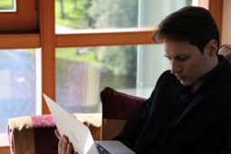  Основатель социальной сети "ВКонтакте" Павел Дуров покидает компанию