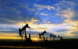 Кабинет министров РФ обсуждает новую схему возможных поставок иранской нефти в Россию
